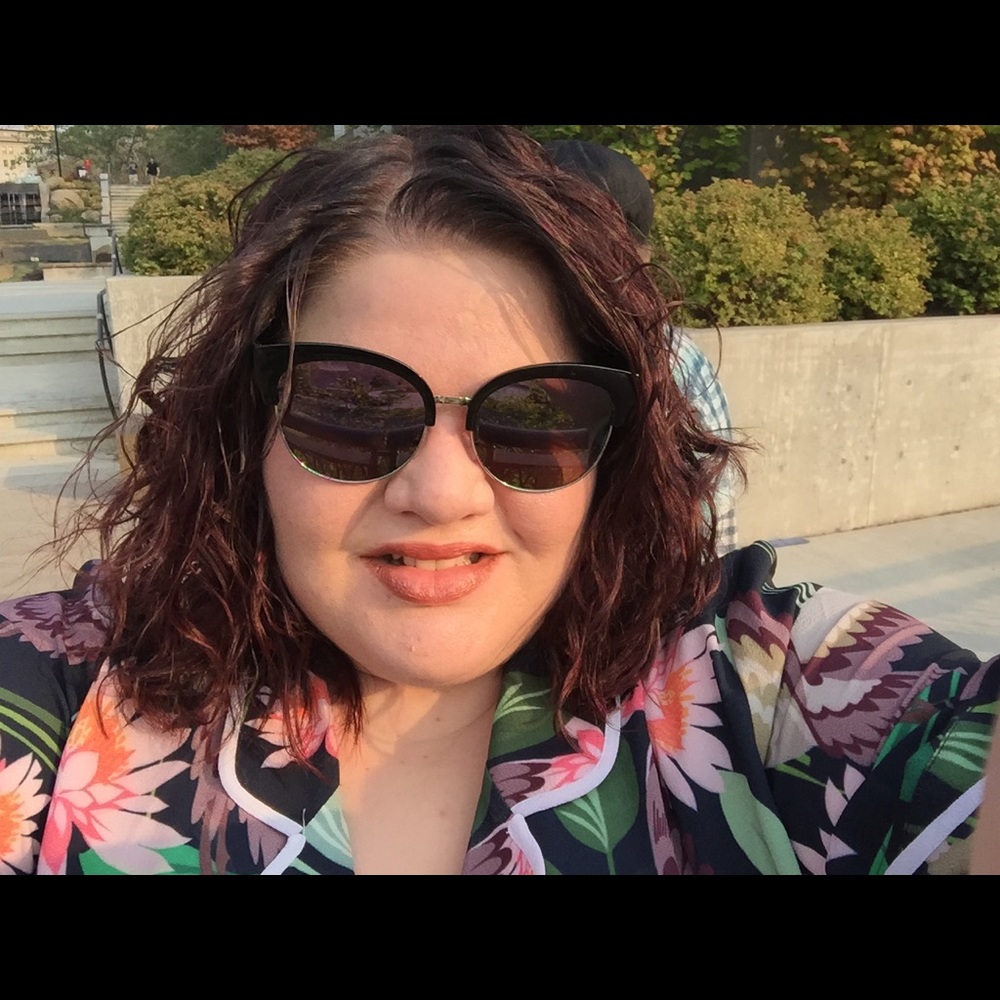 Meet your Posher, Amy